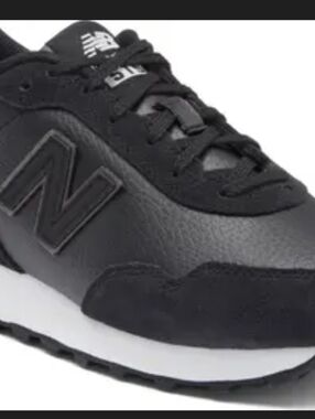New Balance Women's 515 Classic Sneaker - Black